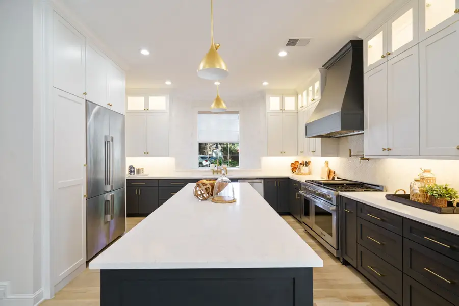 7012 Ivory Court, Plano, TX 75024 - Image #2