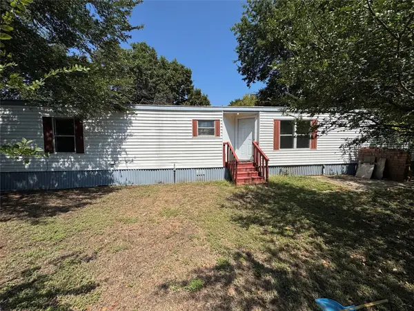 2014 Spring Court #2, Azle, TX 76020