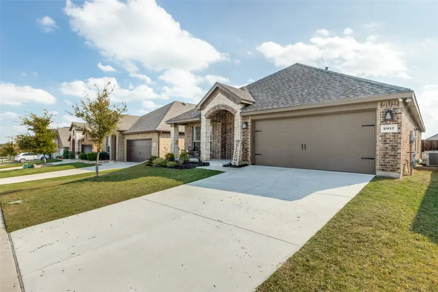 2917 Llano Drive, Little Elm, TX 75068 - Image #2