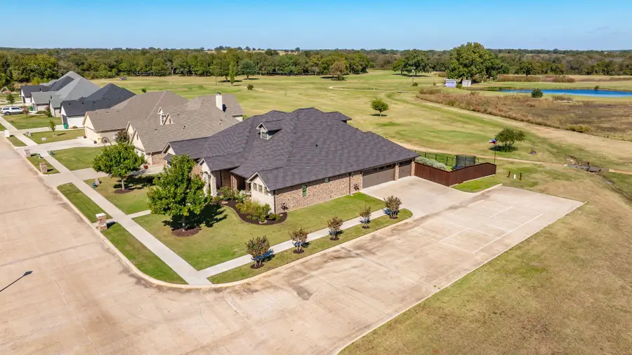 142 Crenshaw Court, Stephenville, TX 76401 - Image #2