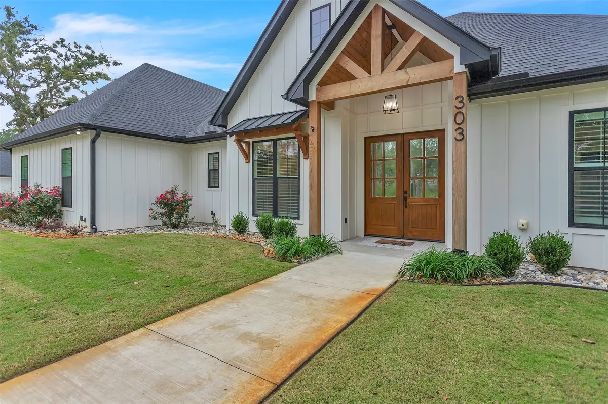 303 County Road 2462, Mineola, TX 75773 - Image #1