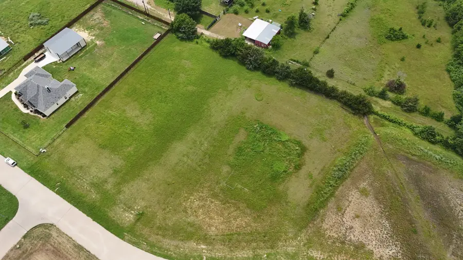 136 Homestead Lane, Waxahachie, TX 75165 - Image #2