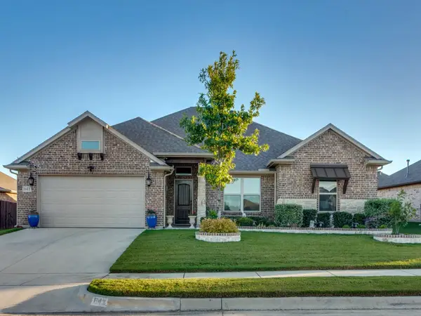 641 Piper Drive, Saginaw, TX 76179