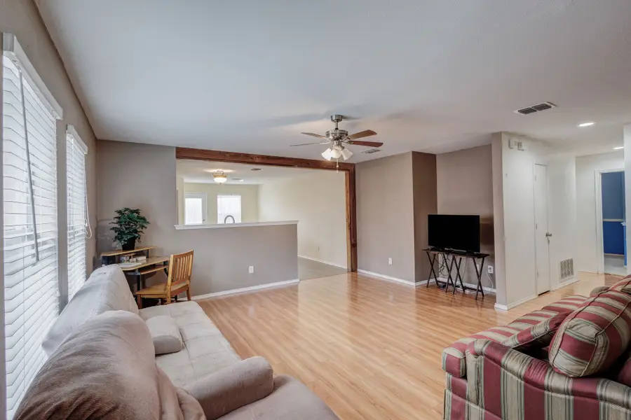 1120 Augustin Drive, Princeton, TX 75407 - Image #3