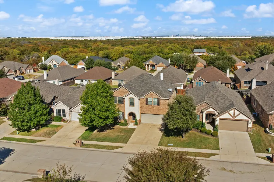 3913 Long Hollow Road, Roanoke, TX 76262 - Image #2