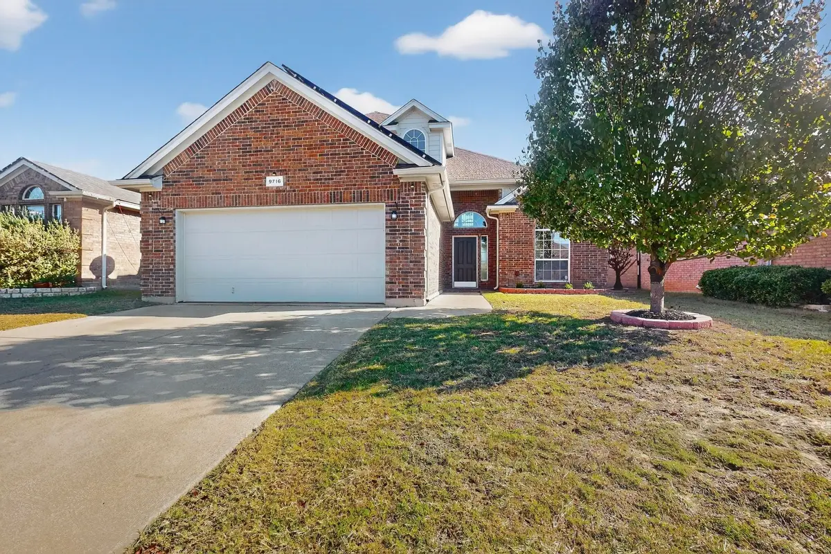 9716 Brenden Drive, Fort Worth, TX 76108 - Image #1