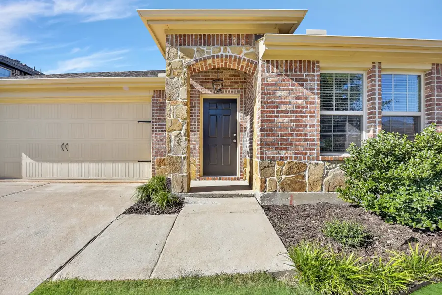 1007 Meadow Wood Lane, Princeton, TX 75407 - Image #2