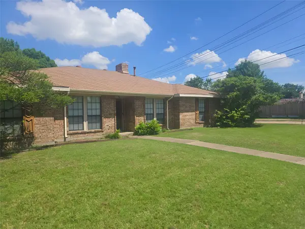 432 Larchbrook Drive, Garland, TX 75043