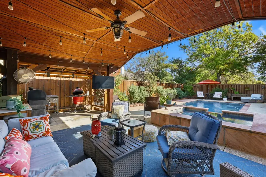 2708 Timberhill Drive, Flower Mound, TX 75028 - Image #2