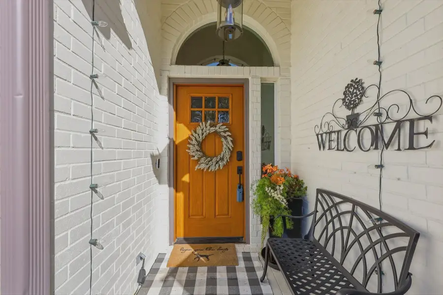 2708 Timberhill Drive, Flower Mound, TX 75028 - Image #3