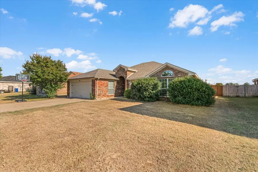 2641 Cherry Hills Lane, Burleson, TX 76028 - Image #3