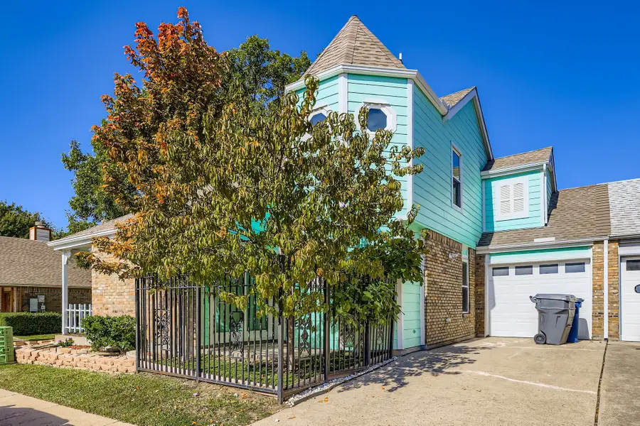 3131 Royal Gable Drive, Dallas, TX 75229 - Image #2