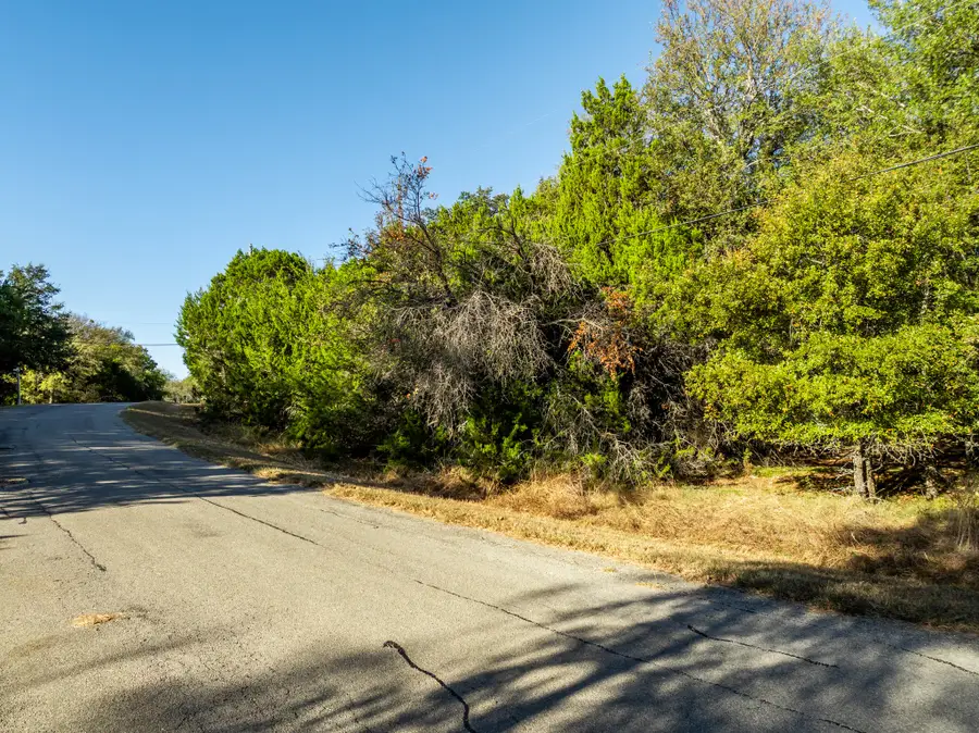 17150 Woodway Drive, Whitney, TX 76692 - Image #2