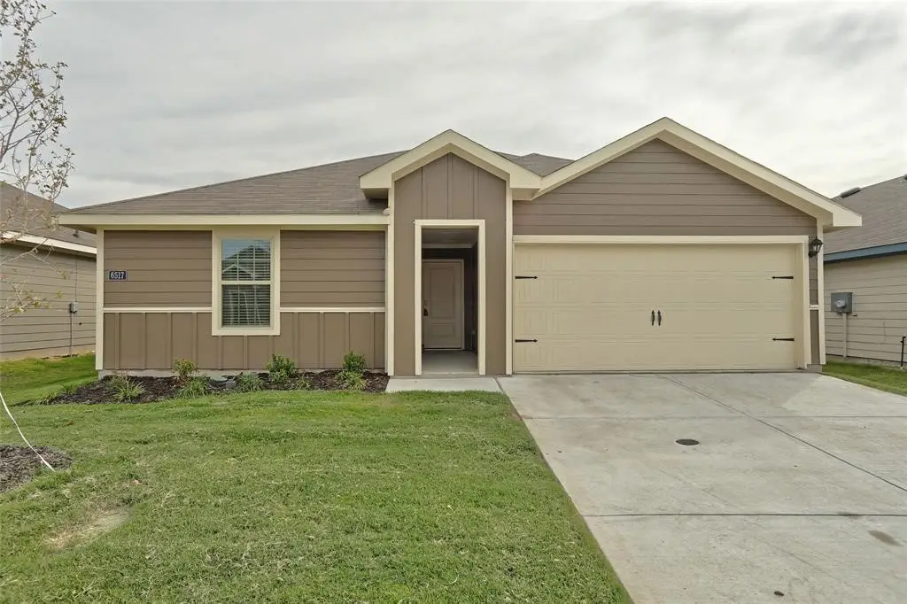 6517 Waterfall Lane, Princeton, TX 75407 - Image #1