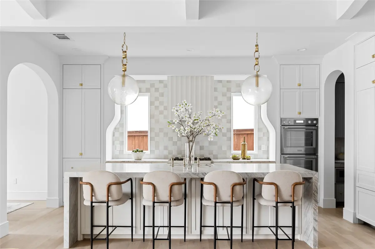 6454 Kenwood Avenue, Dallas, TX 75214 - Image #1