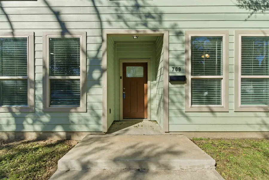 709 E Franklin Street, Hillsboro, TX 76645 - Image #3