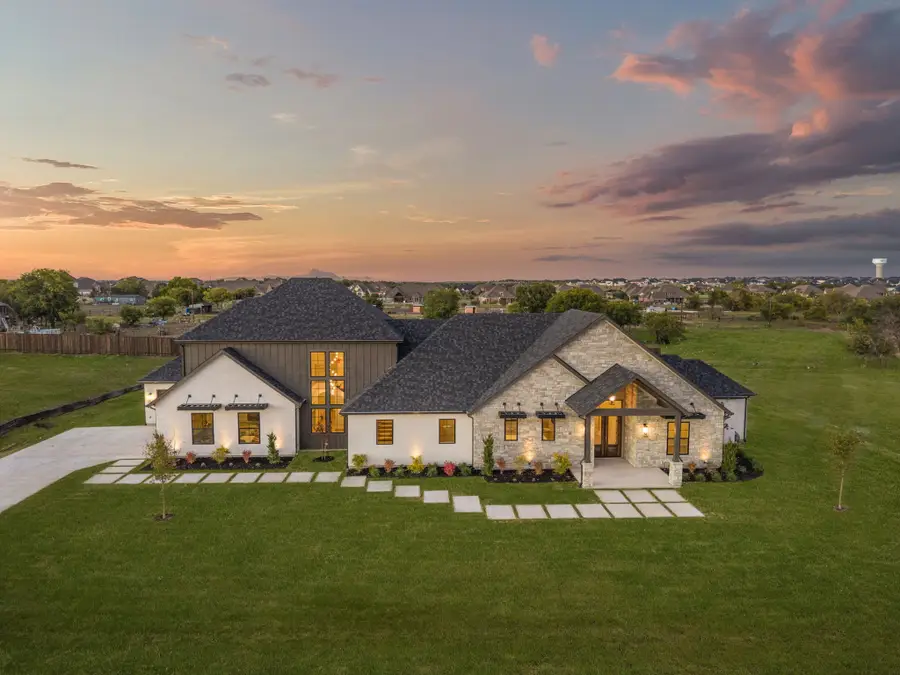 2832 Southbay Circle, Northlake, TX 76226 - Image #2