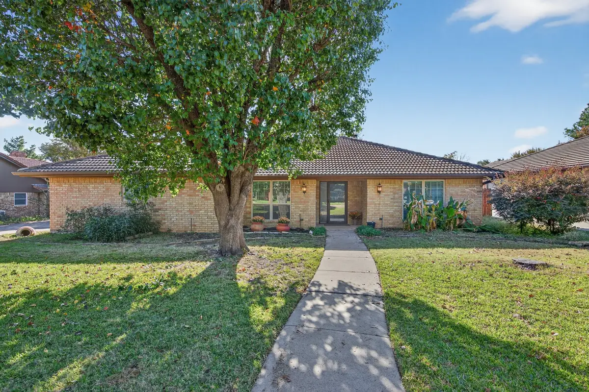 1128 Sunset Drive, Trophy Club, TX 76262 - Image #1