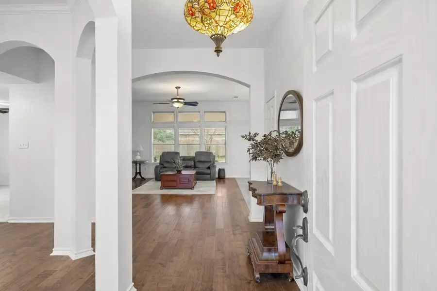 1011 Diane Street, Aubrey, TX 76227 - Image #3