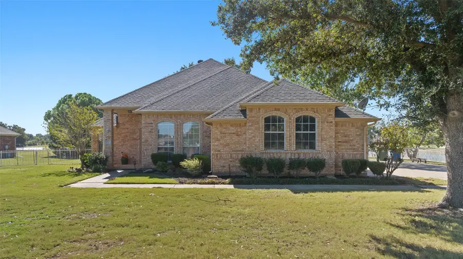 100 Island Circle, Shady Shores, TX 76208 - Image #3