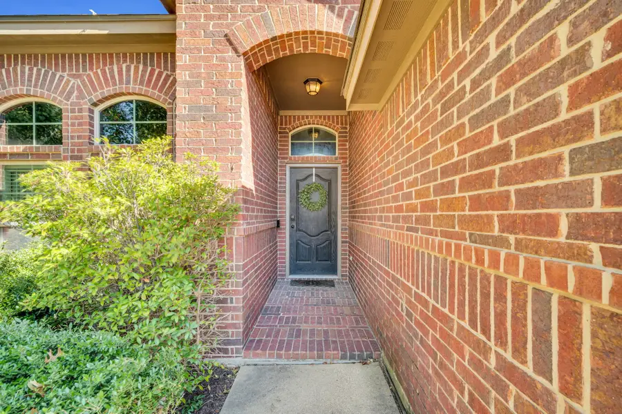 504 Quest Court, Saginaw, TX 76179 - Image #2