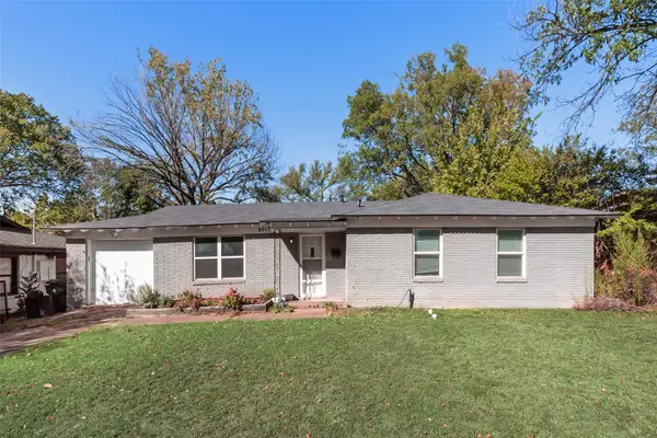 5017 Roxie Street, Haltom City, TX 76117