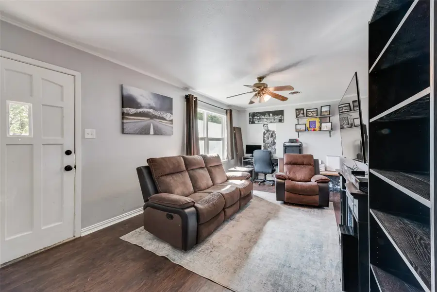 5017 Roxie Street, Haltom City, TX 76117 - Image #3