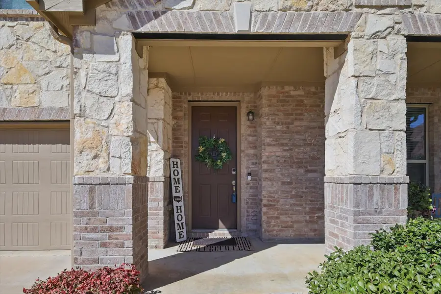 10213 Fox Grove Court, Fort Worth, TX 76131 - Image #3