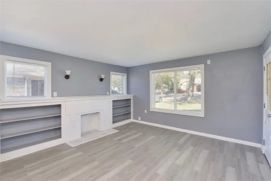 3238 Kinmore Street, Dallas, TX 75223 - Image #2