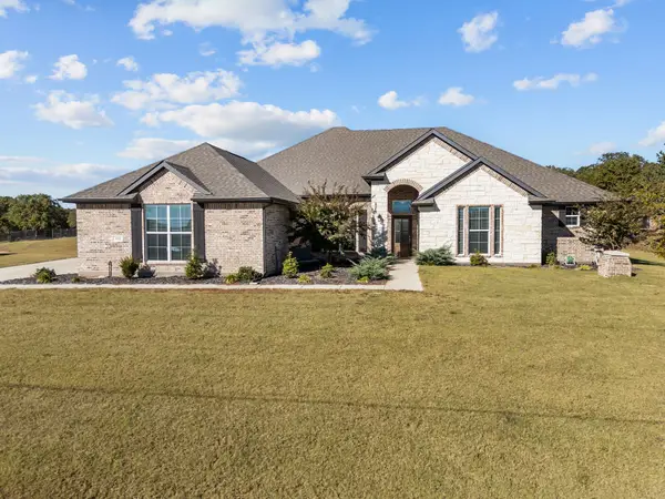 304 Zion Forest Trail, Poolville, TX 76487