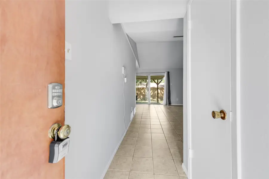 1108 Autumn Oak Drive, Denton, TX 76209 - Image #3