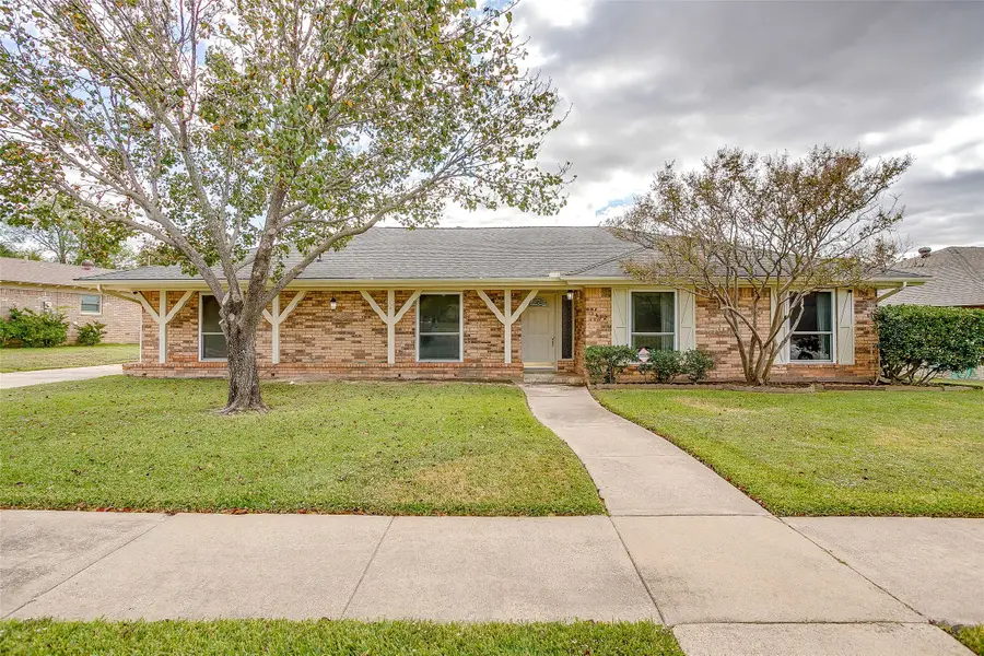 3412 Peachtree Lane, Pantego, TX 76013 - Image #2