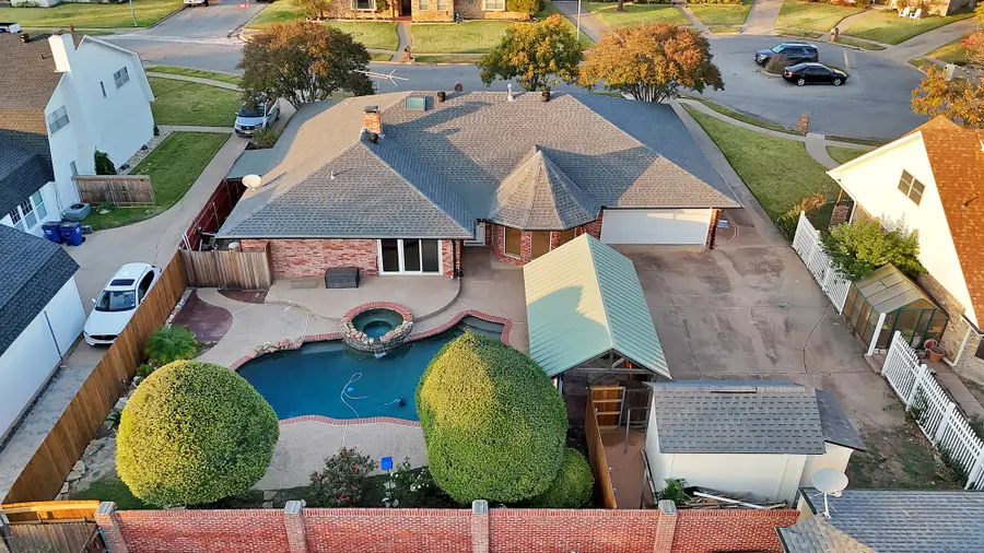 2804 Wood Wind Drive, Pantego, TX 76013 - Image #3