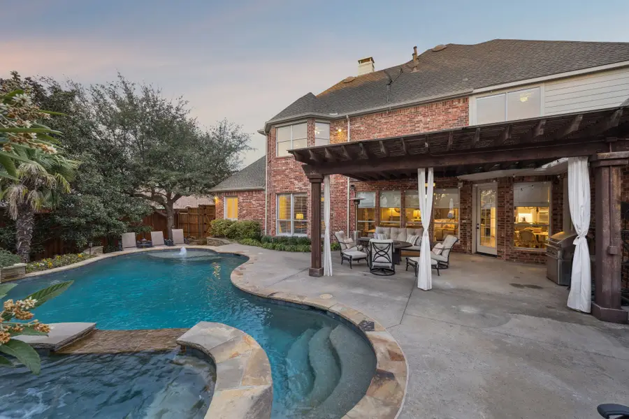 3399 Oakleaf Lane, Richardson, TX 75082 - Image #2