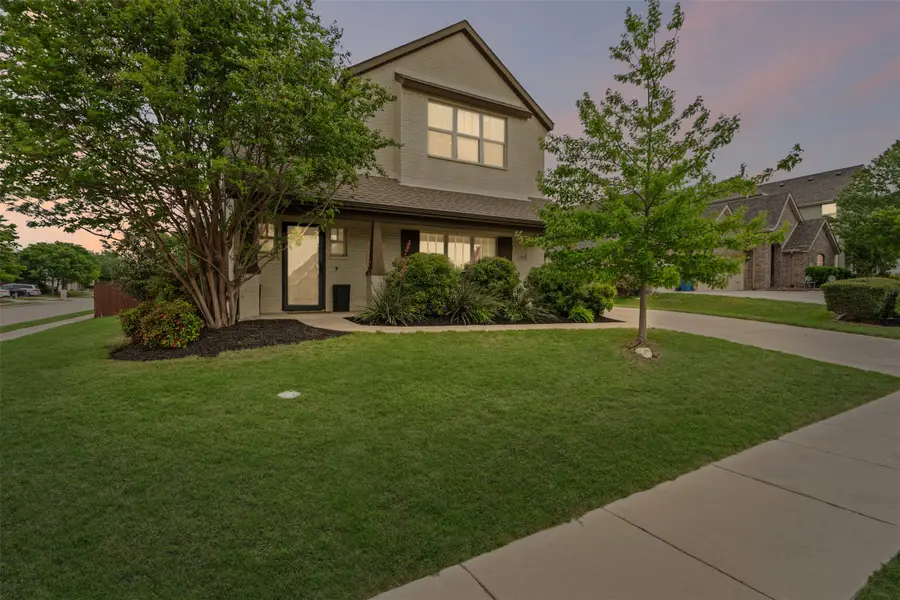 11956 Yarmouth Lane, Fort Worth, TX 76108 - Image #2