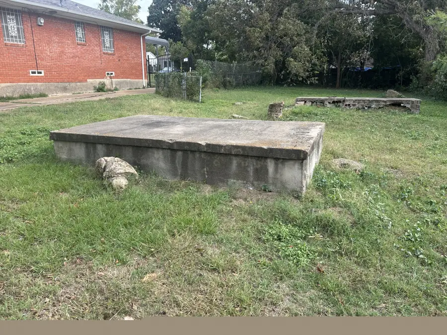 3020 Marburg Street, Dallas, TX 75215 - Image #2