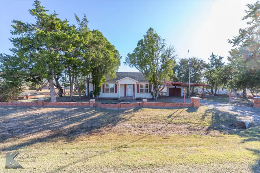 405 S Hinton Street, Benjamin, TX 79505 - Image #2