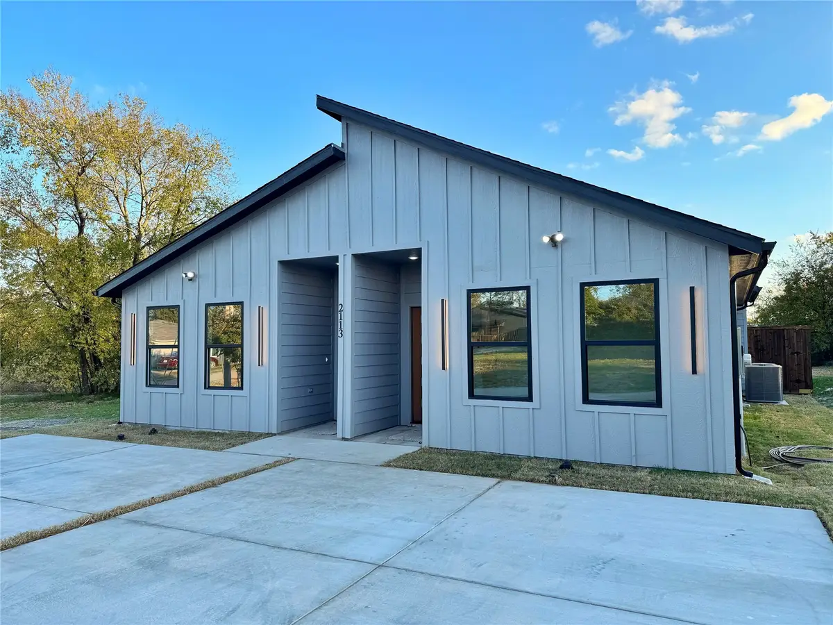 2113 Henry Street, Greenville, TX 75401 - Image #1