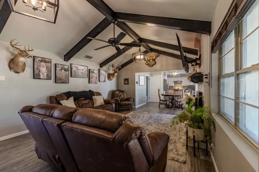 1300 Hillcrest Street, Coleman, TX 76834 - Image #3