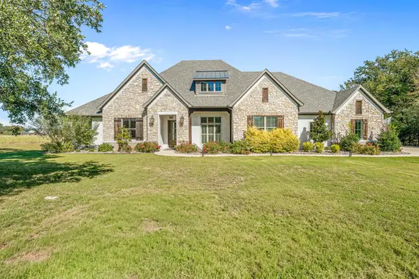 124 Heritage Springs Drive, Weatherford, TX 76087