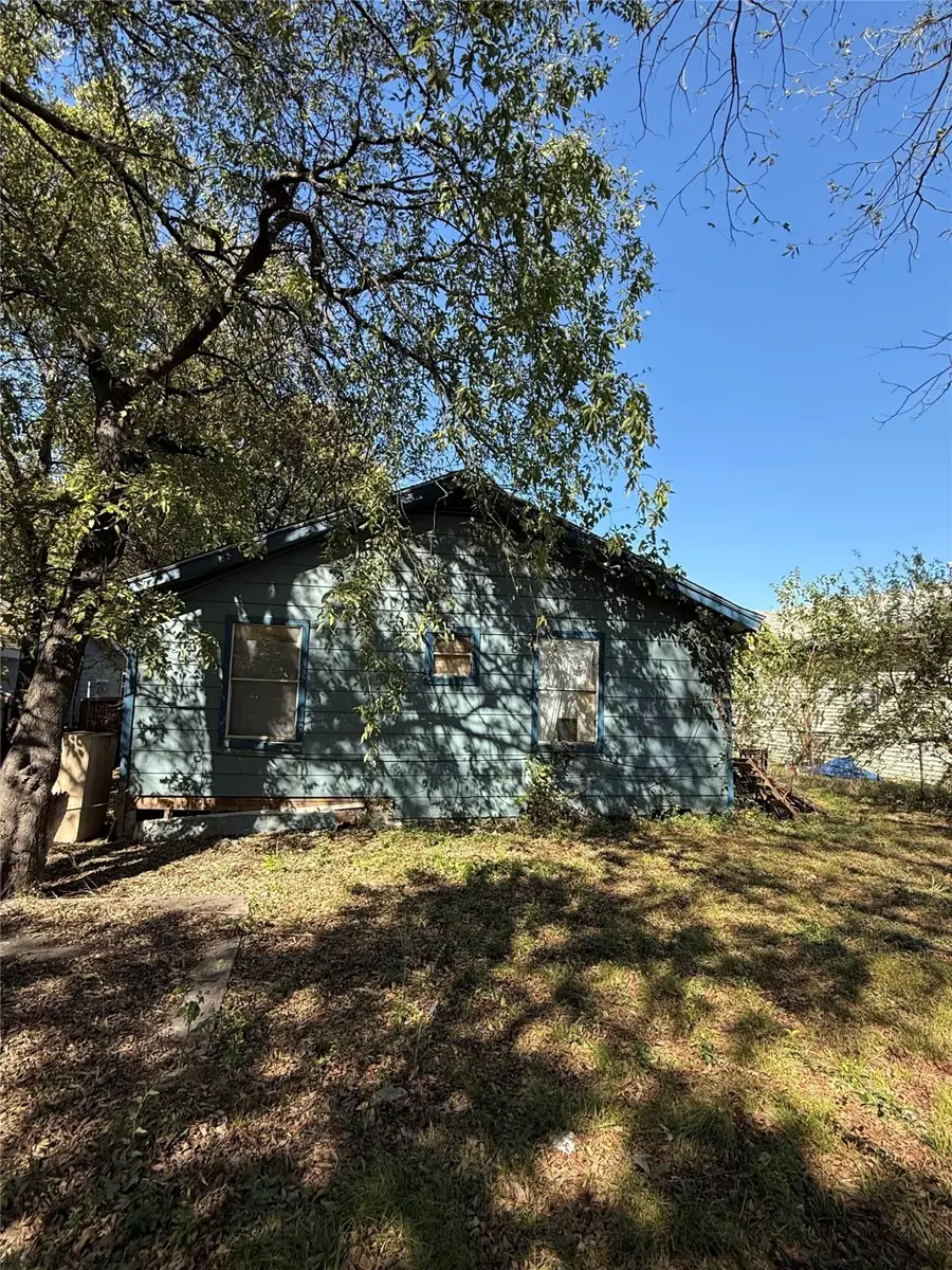 1718 Presidio Avenue, Dallas, TX 75216 - Image #3