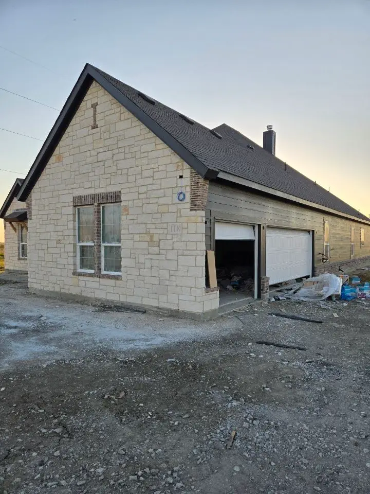 118 Hillview Trail, Decatur, TX 76234 - Image #3