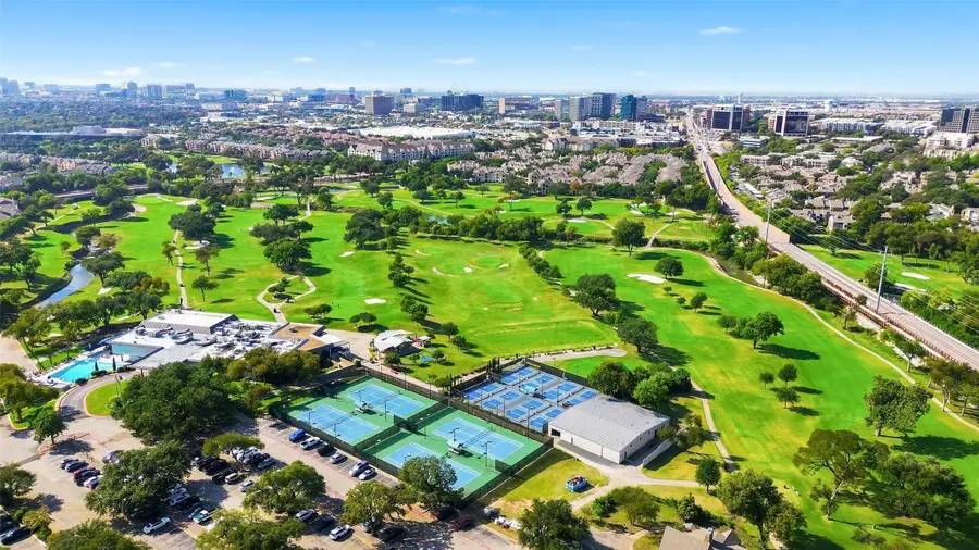 15922 Archwood Lane #1011, Dallas, TX 75248 - Image #2