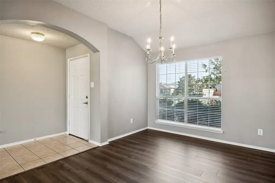 1013 Chesterfield Drive, Murphy, TX 75094 - Image #3