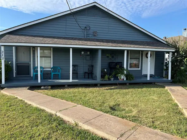 213-215 W Cedar Street, Gunter, TX 75058