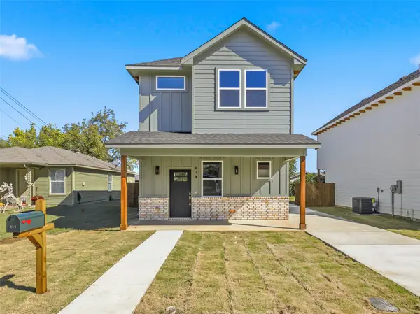 614 N Robinson Street, Cleburne, TX 76031