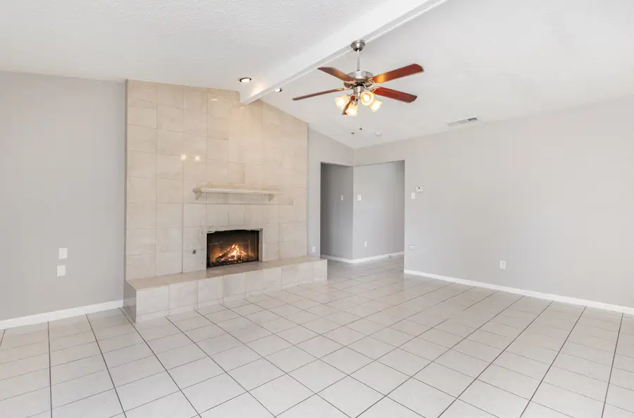 1724 Brighton Drive, Carrollton, TX 75007 - Image #3