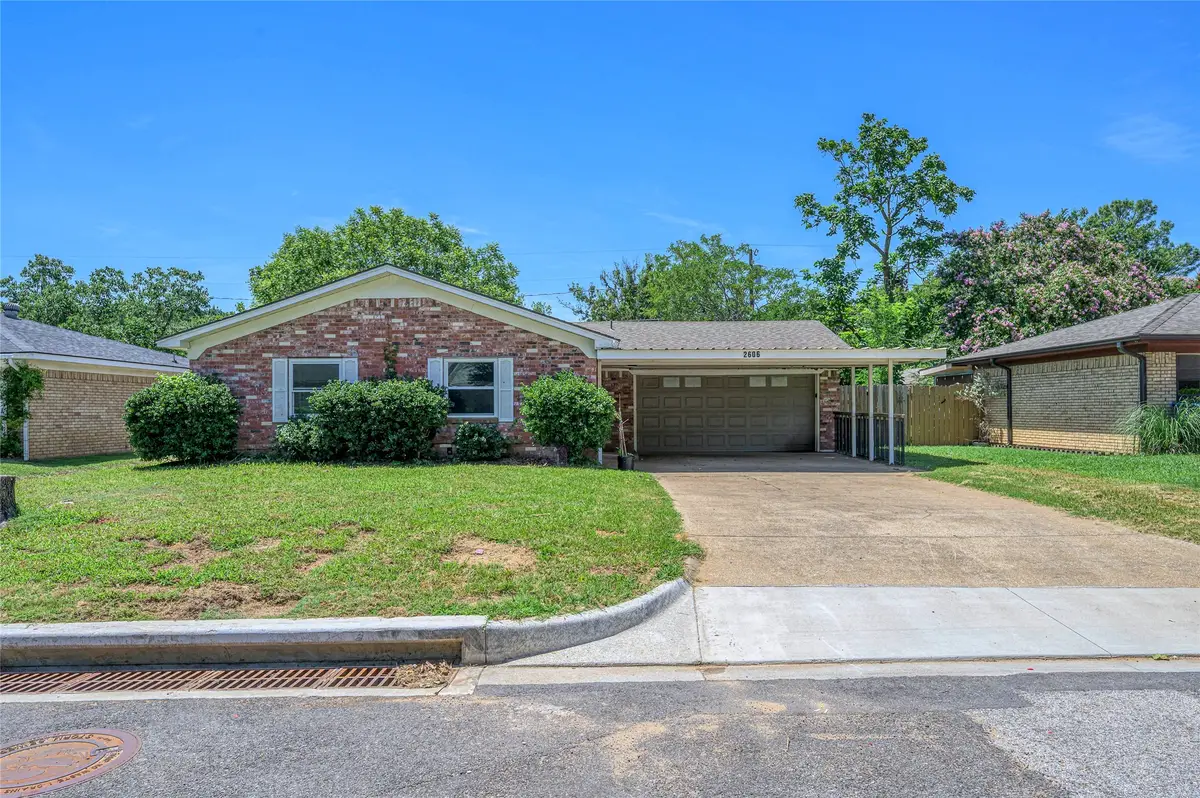 2606 Easy Street, Denison, TX 75020 - Image #1