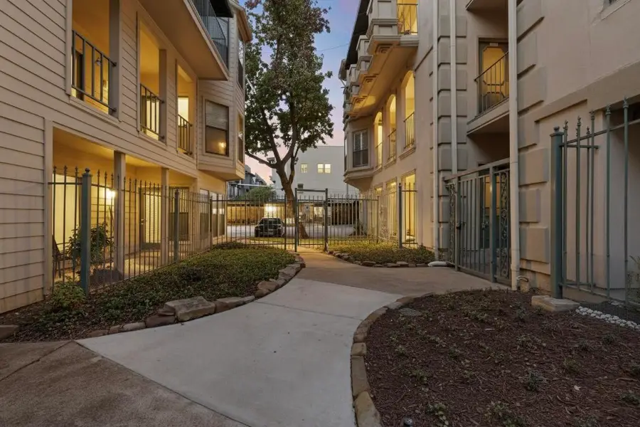 3105 San Jacinto Street #306, Dallas, TX 75204 - Image #3