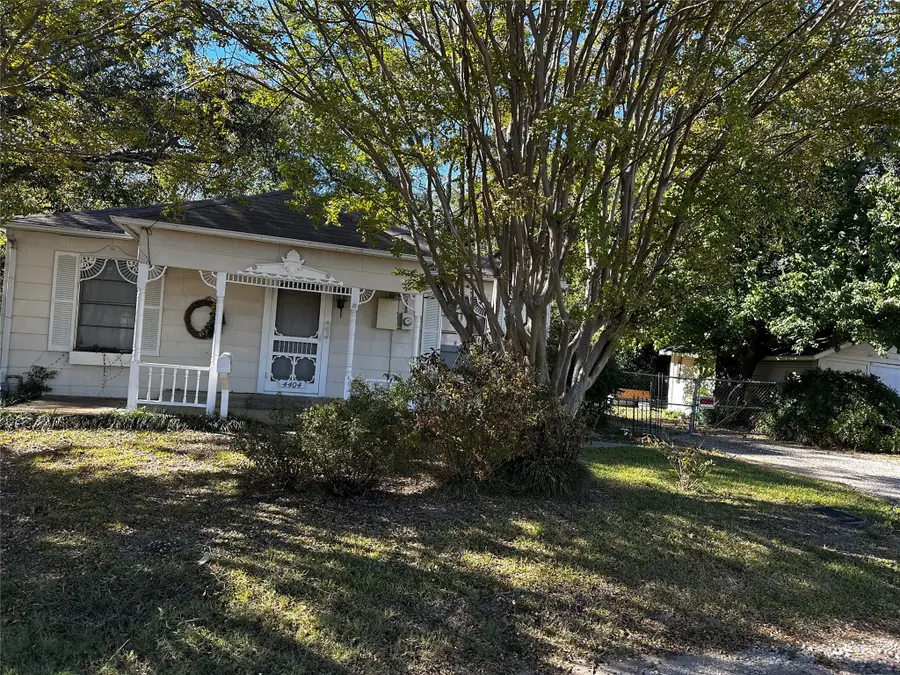 4404 3rd Street, Greenville, TX 75401 - Image #2